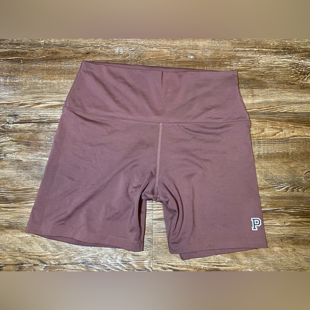 PINK Victoria’s Secret Ultimate Athletic Stretch Elastic Purple Shorts Large L